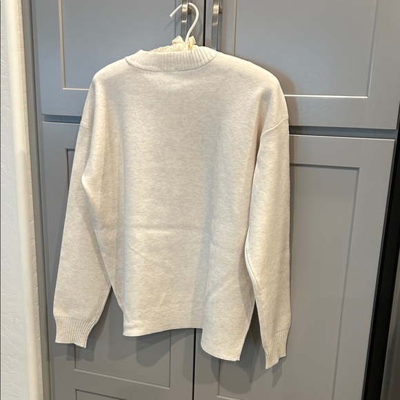 Splendid Cream Crew Neck Sweater - Picture 2 of 3